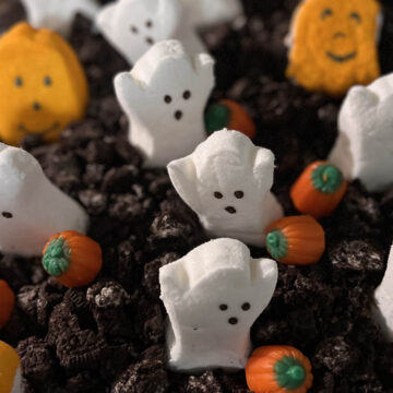 ghosts in the graveyard dessert