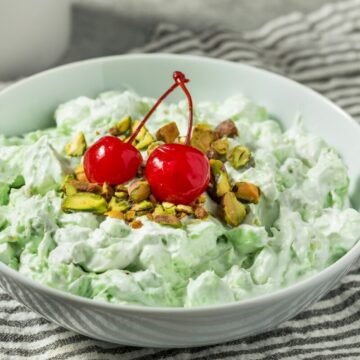 Homemade Pisachio Fluff Watergate Salad