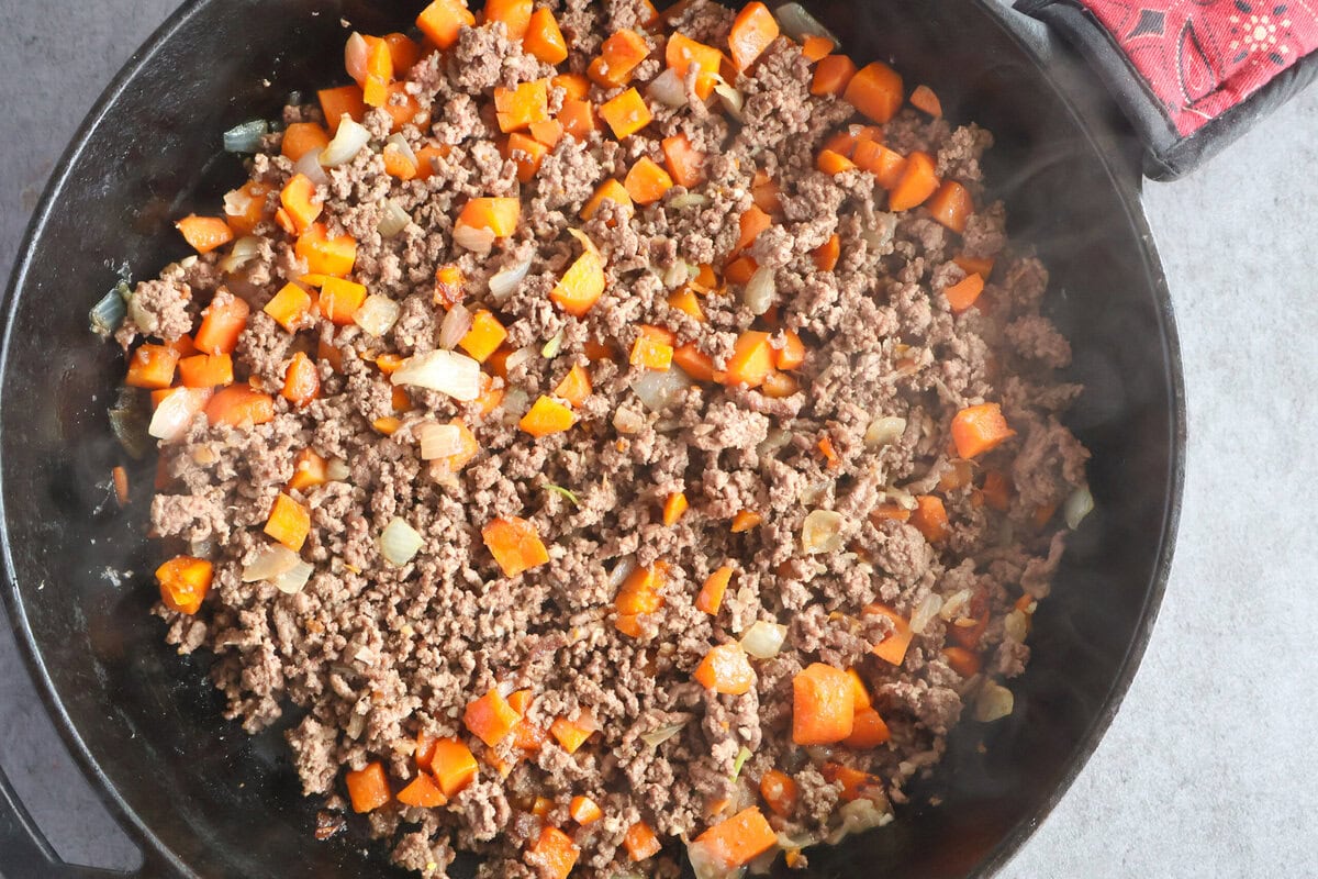 Beef with the vegetable mixture.