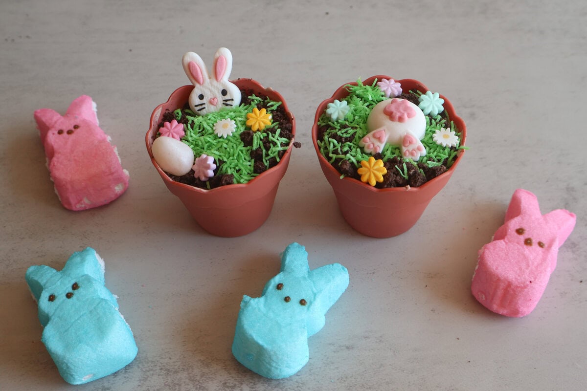 Easter mini flowerpot dirt cups with peeps.