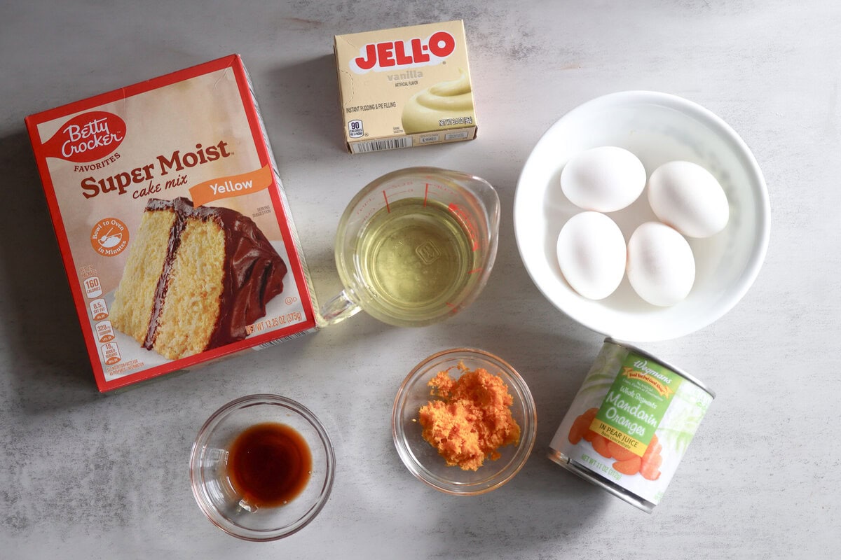 Ingredients for Mandarin Orange Bundt Cake.