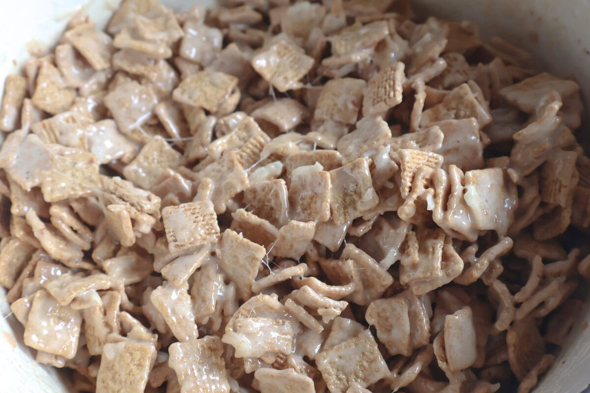 Golden Grahams added to the marshmallow mix.